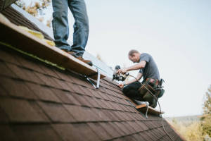 Local Roofers in Guelph, ND